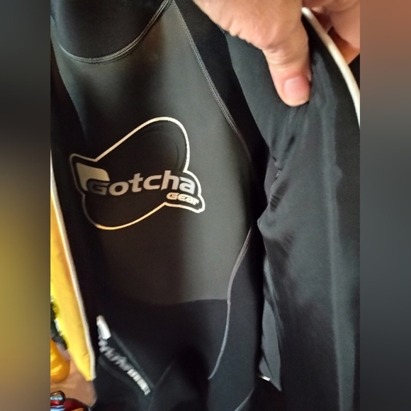 Got your gear men's medium wetsuit with Stearns scuba vest - Picture 3 of 4